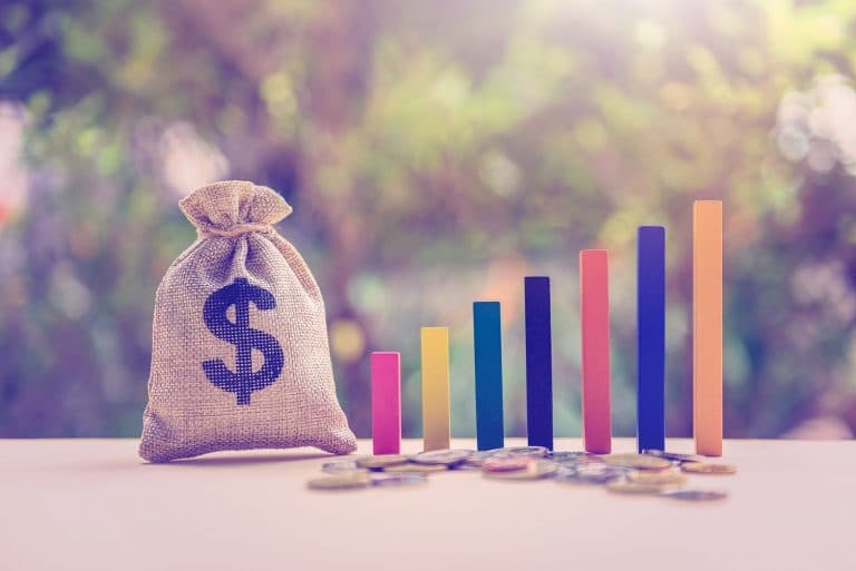 広報の年収はどれくらい？現役広報が教える給料を上げるための5つの方法