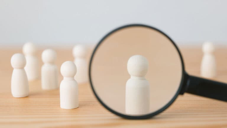 人的資本経営とは?注目の背景と、3P・5Fモデル、取り組む方法から事例までを解説