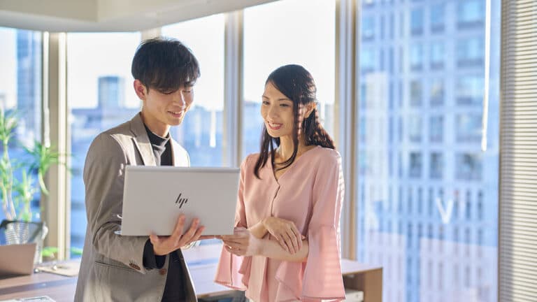 サービスサイトとは?コーポレートサイトとの3つの違いや、作成時のポイントを解説